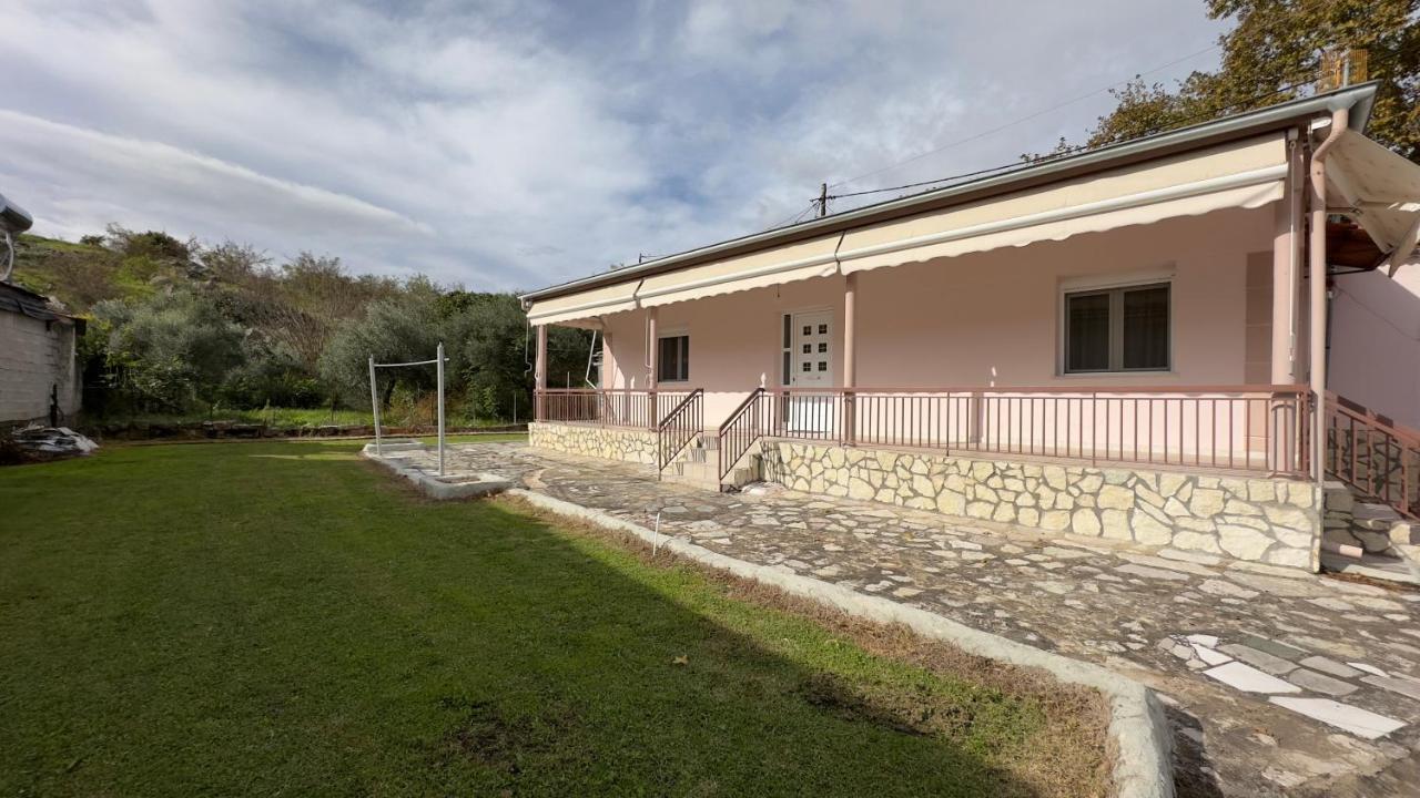 Bt'S Home Trikala  Exterior photo
